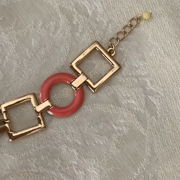 Avon Link Bracelet - Picture 3 of 6